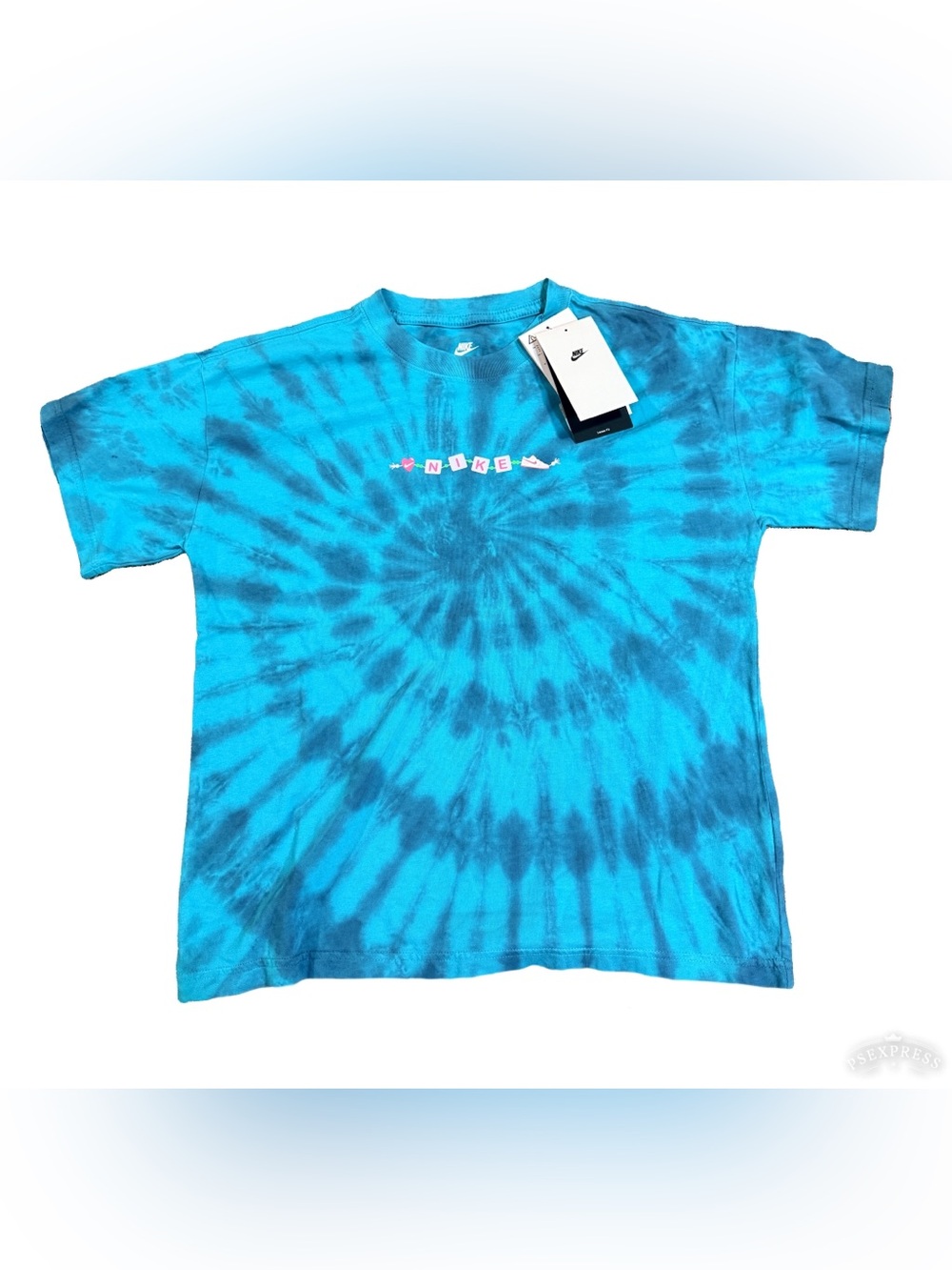 NWT Nike Girls Big Kids Sportswear Tie-Dye Friendship Bracelet Graphic T-shirt